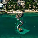 Ramon\'S Village Resort