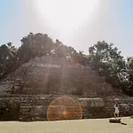 The Mayan Garden- Jungle Lodging & Retreat Center