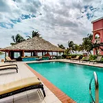 Red Ginger @ Caribe Island