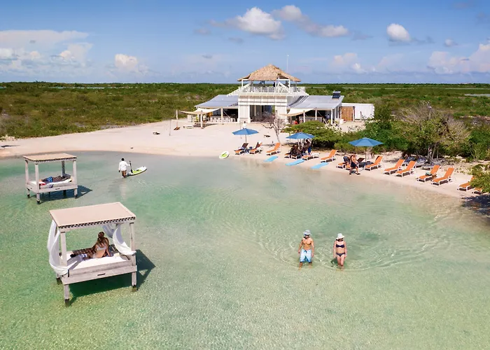 Mahogany Bay Resort And Beach Club, Curio Collection