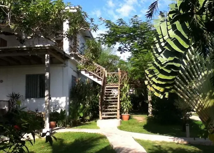 Bluebelize B&B