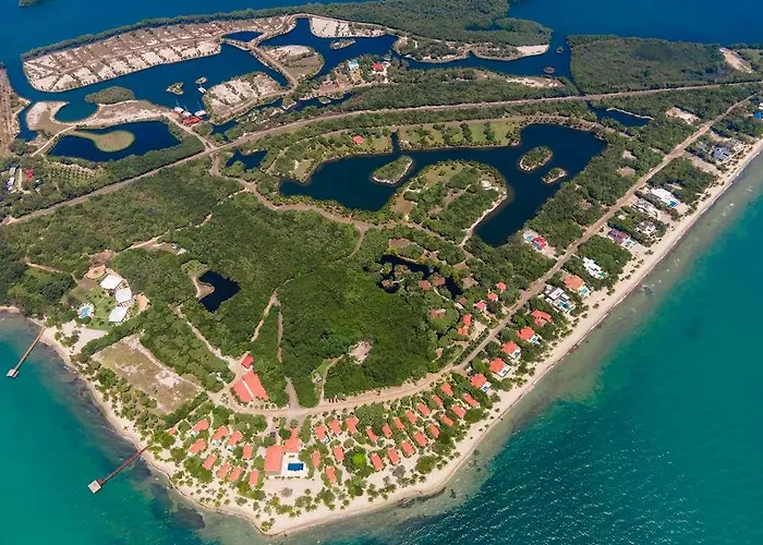 Naia Resort And Spa