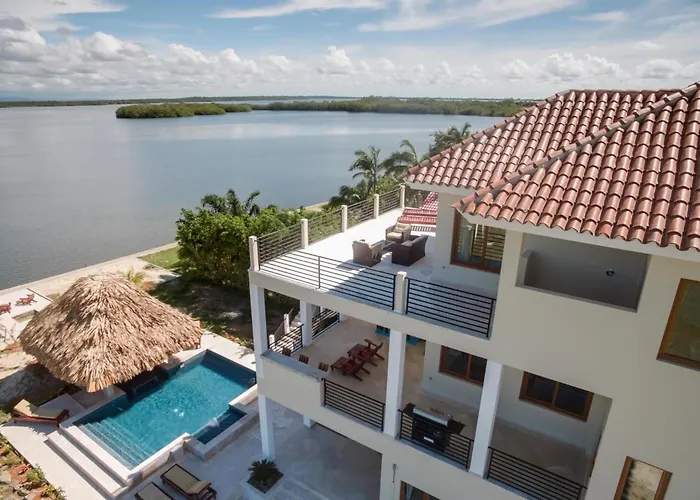 Laguna Gecko Villa