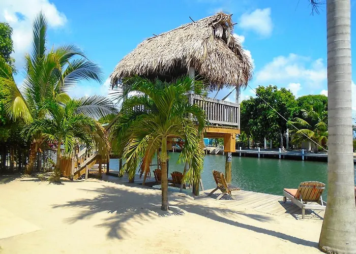 Dolce Cabana Waterfront Suites