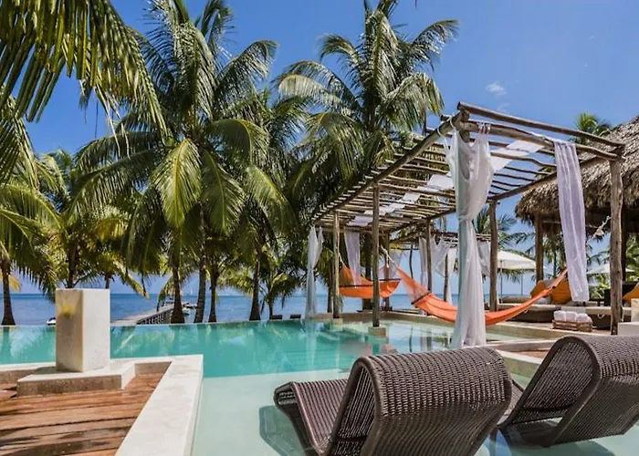 What are the best hotels near Hol Chan Marine Reserve?