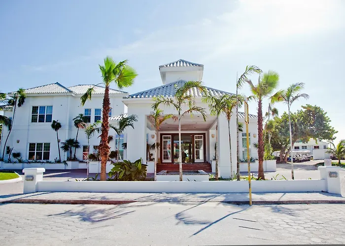 Banyan Bay Suites