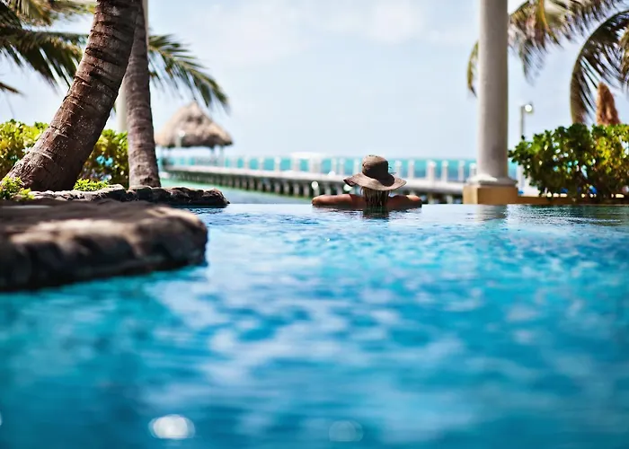 Pelican Reef Villas Resort
