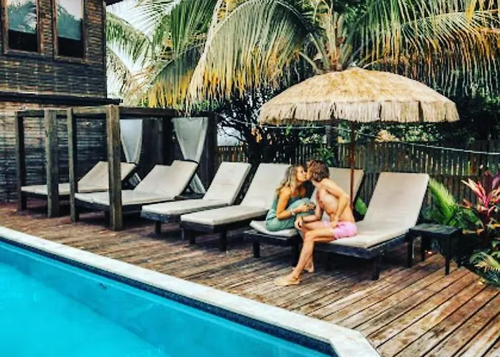 Pur Boutique Cabanas, Adults Only