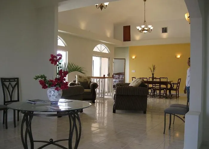 Villa San Juan
