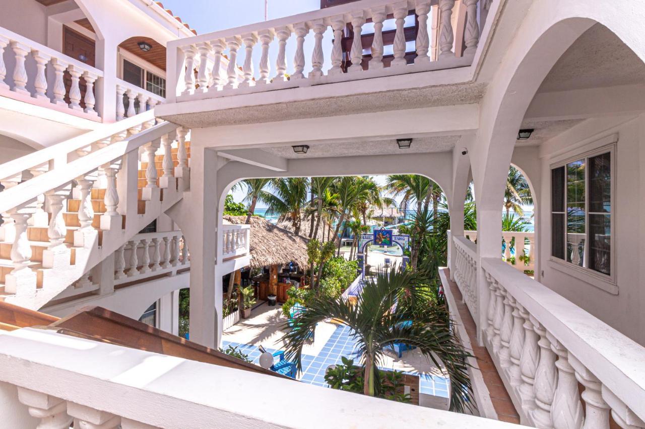 Blue Tang Hotel