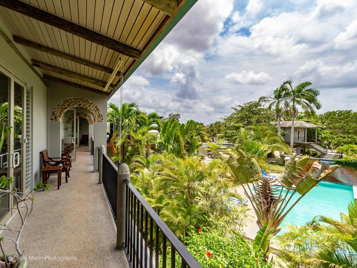 Hotel Almond Tree