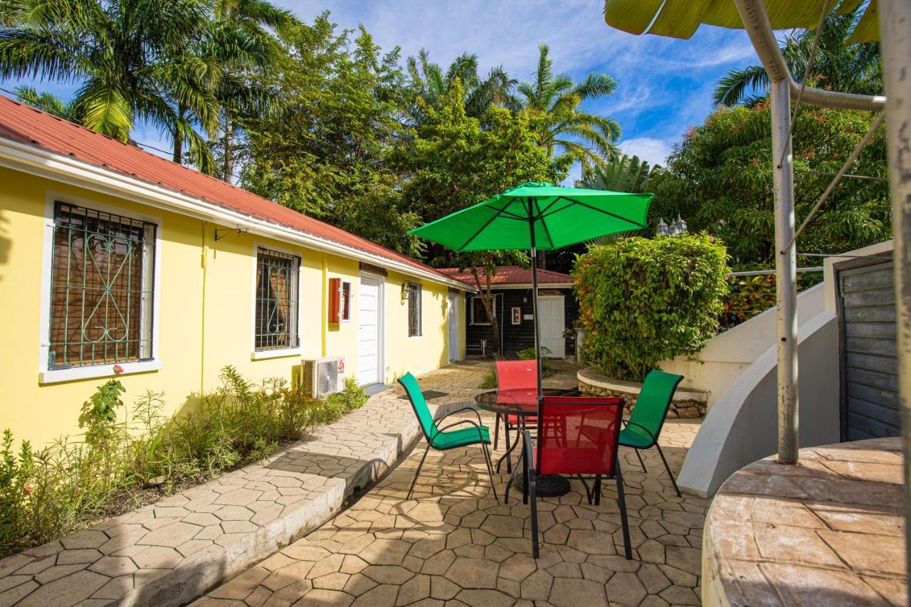 Harbour View Boutique & Yoga Retreat Resort Belize City