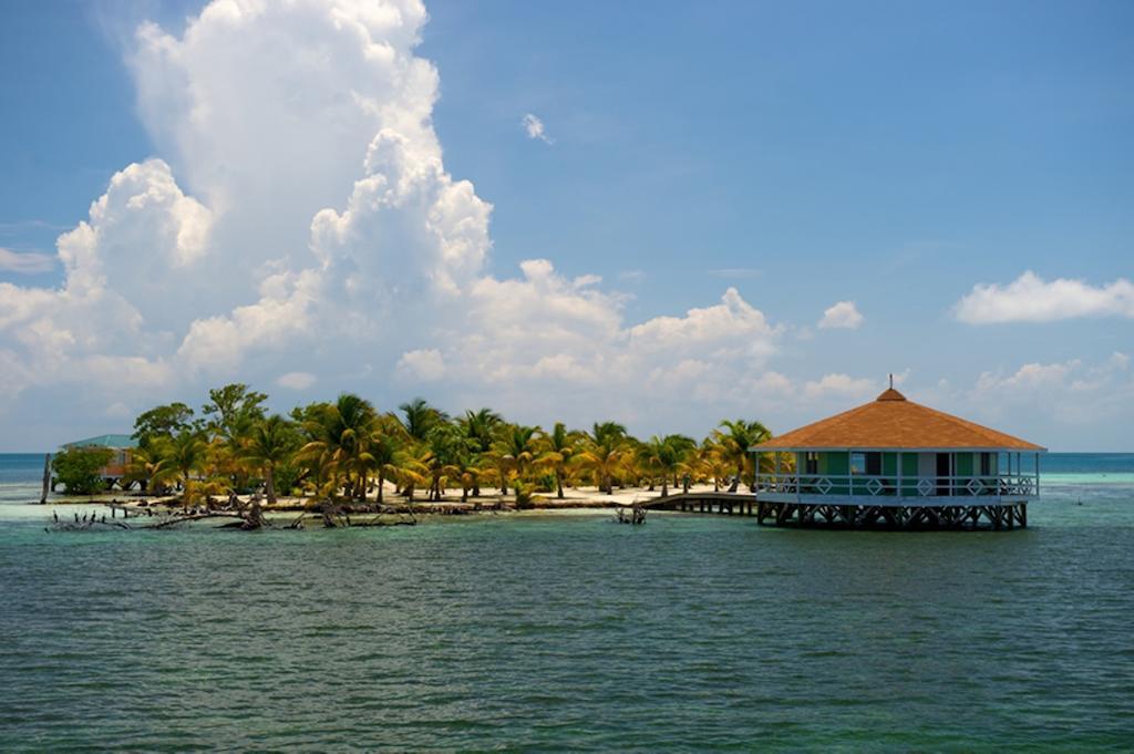 Resort Fantasy Island Eco