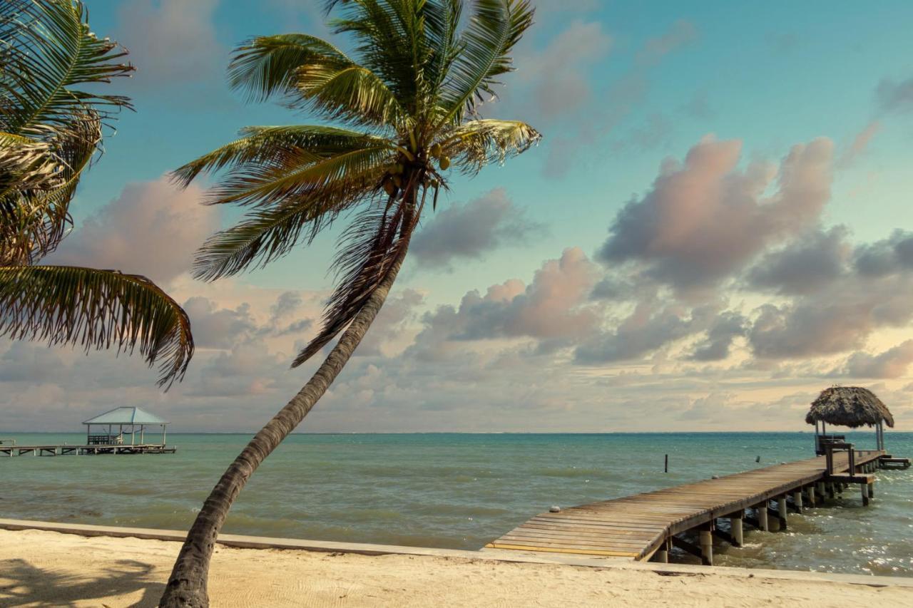 White Sands Cove Resort 3*