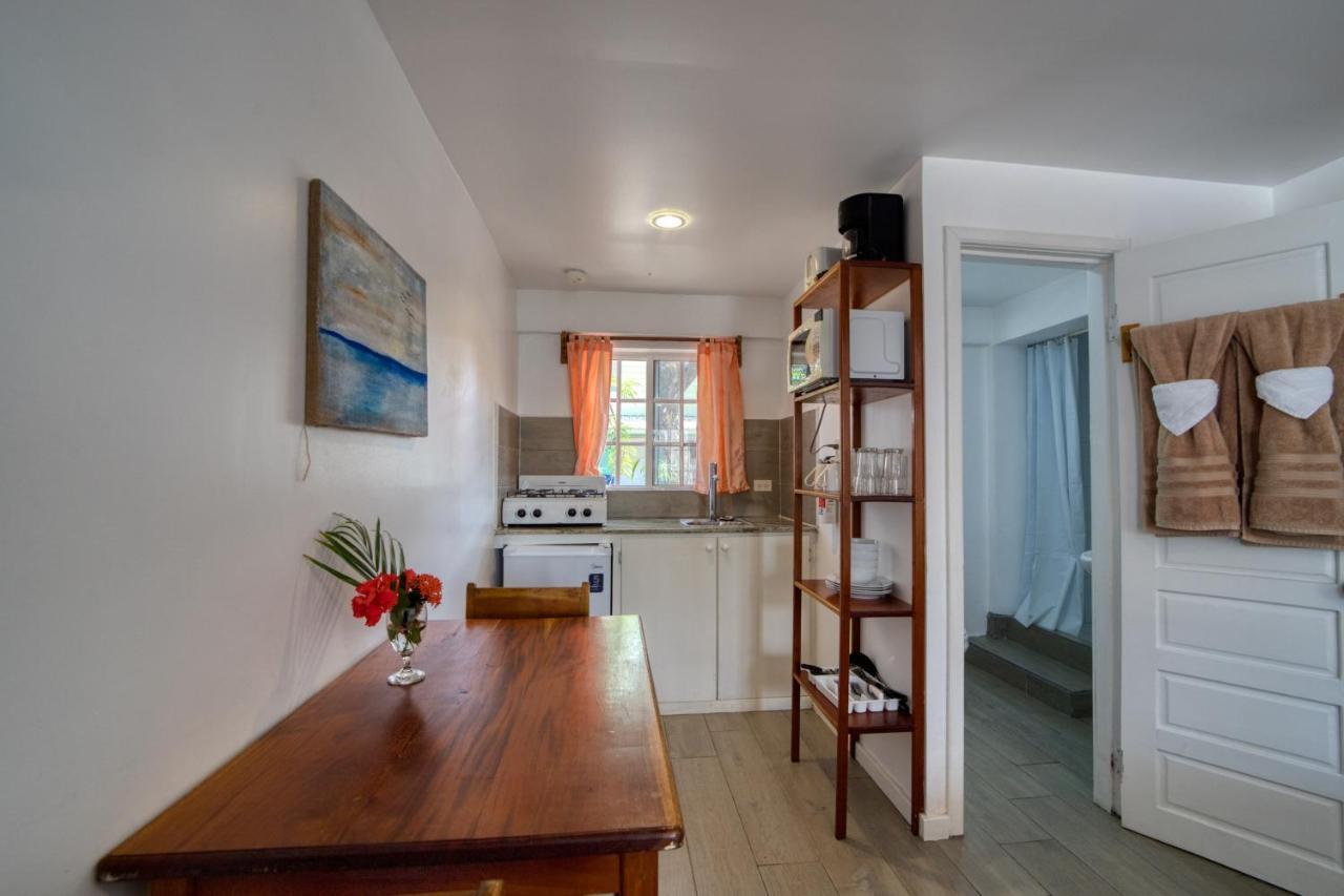 Hotel Placencia Villas 3*