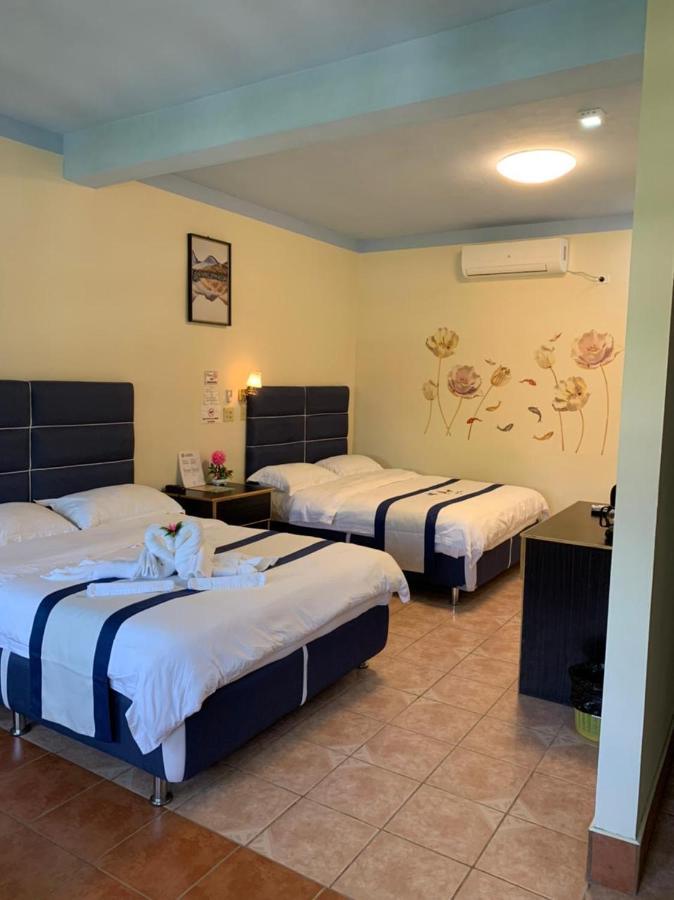 Sunshine View And Restaurant 5* Corozal