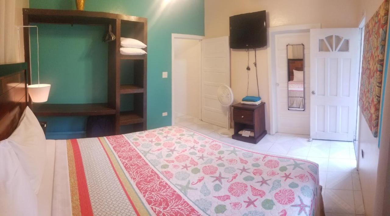 Belize Tropical Dream Hotel 2*