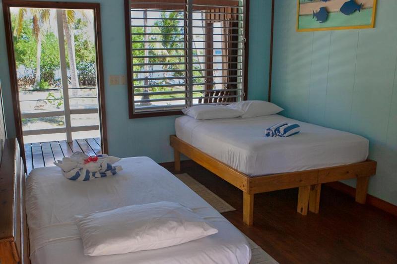 Pelican South Water Caye 4* Dangriga