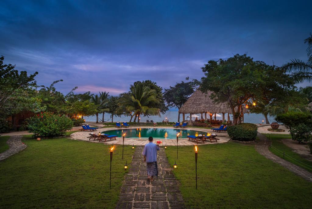 Turtle By Francis Ford Coppola Resort Placencia