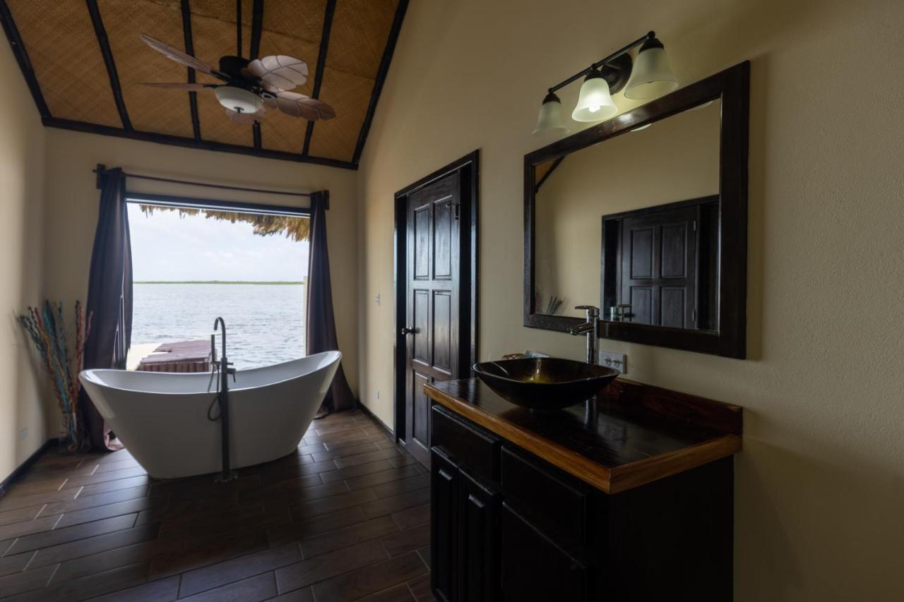 Lina Point Belize Overwater San Pedro (Ambergris Caye)