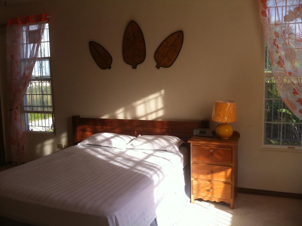 Guest house Elizabeth Place Belize City