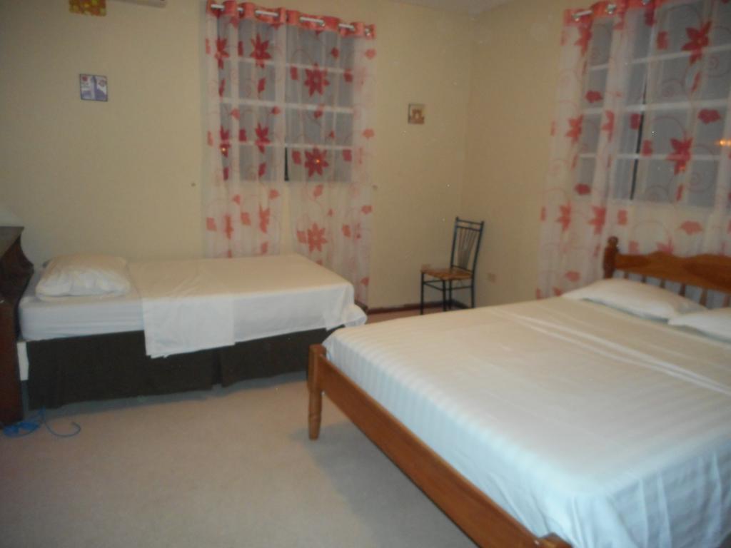 Elizabeth Place Guest house Belize City