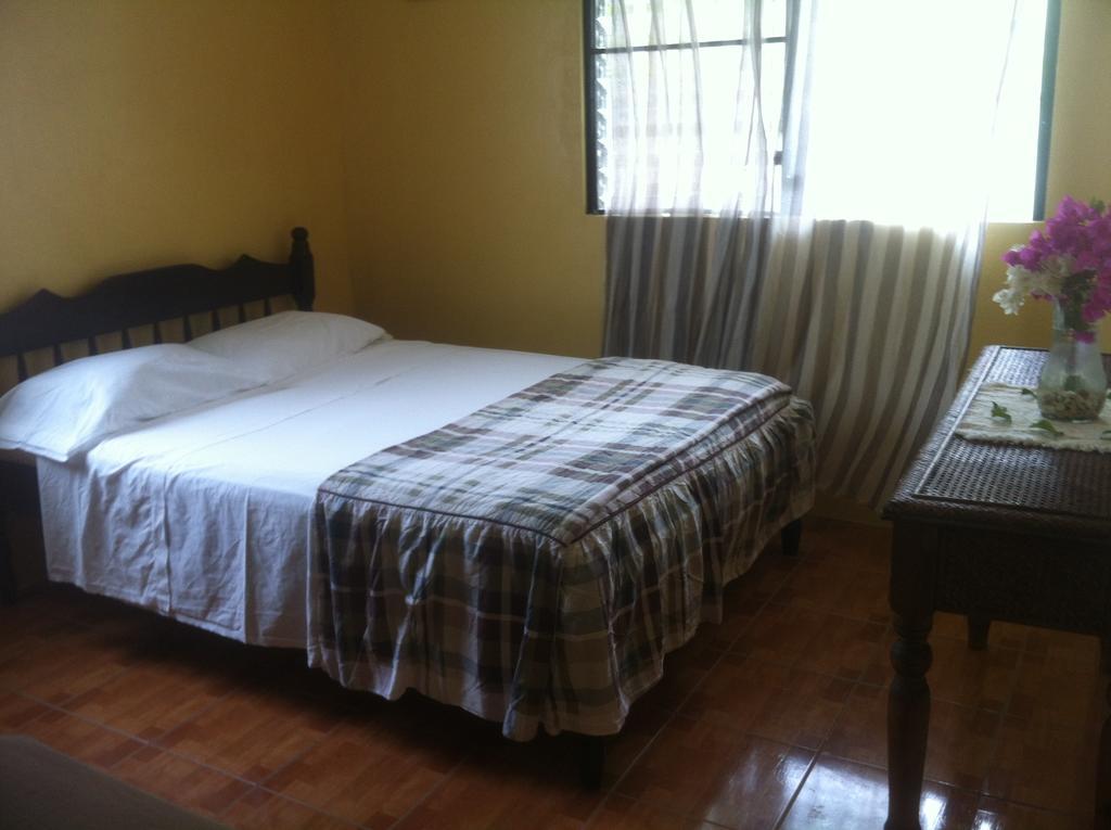 Elizabeth Place Guest house Belize City