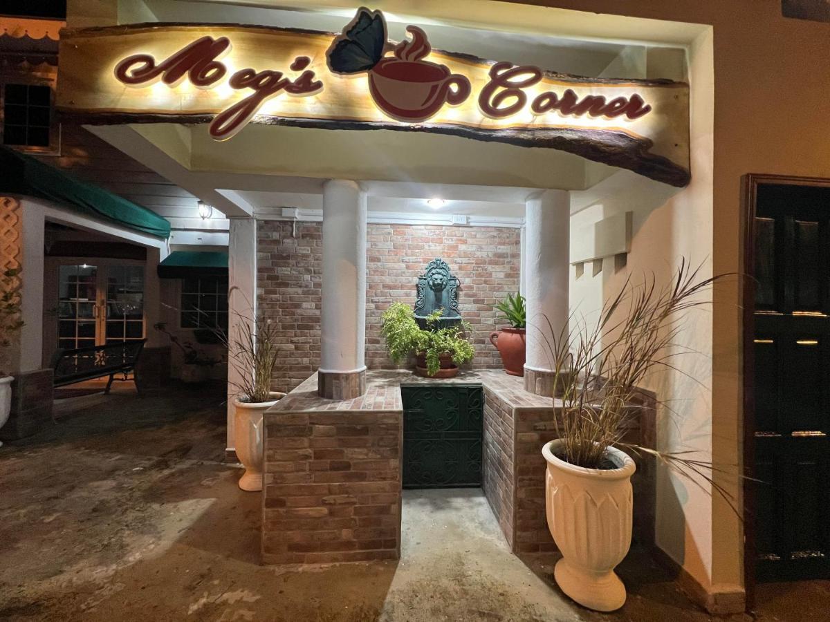 Hotel One South Place Belize City