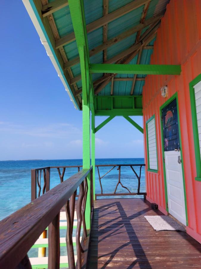 King Lewey's Island Resort Placencia