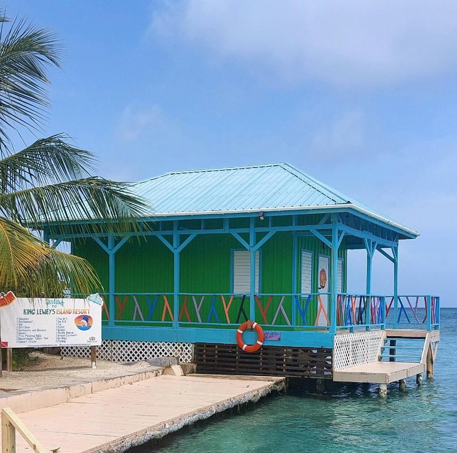 Resort King Lewey's Island Placencia