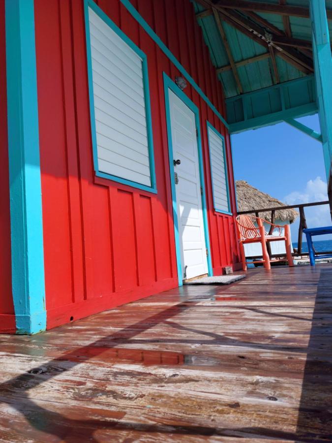 King Lewey's Island Resort Placencia