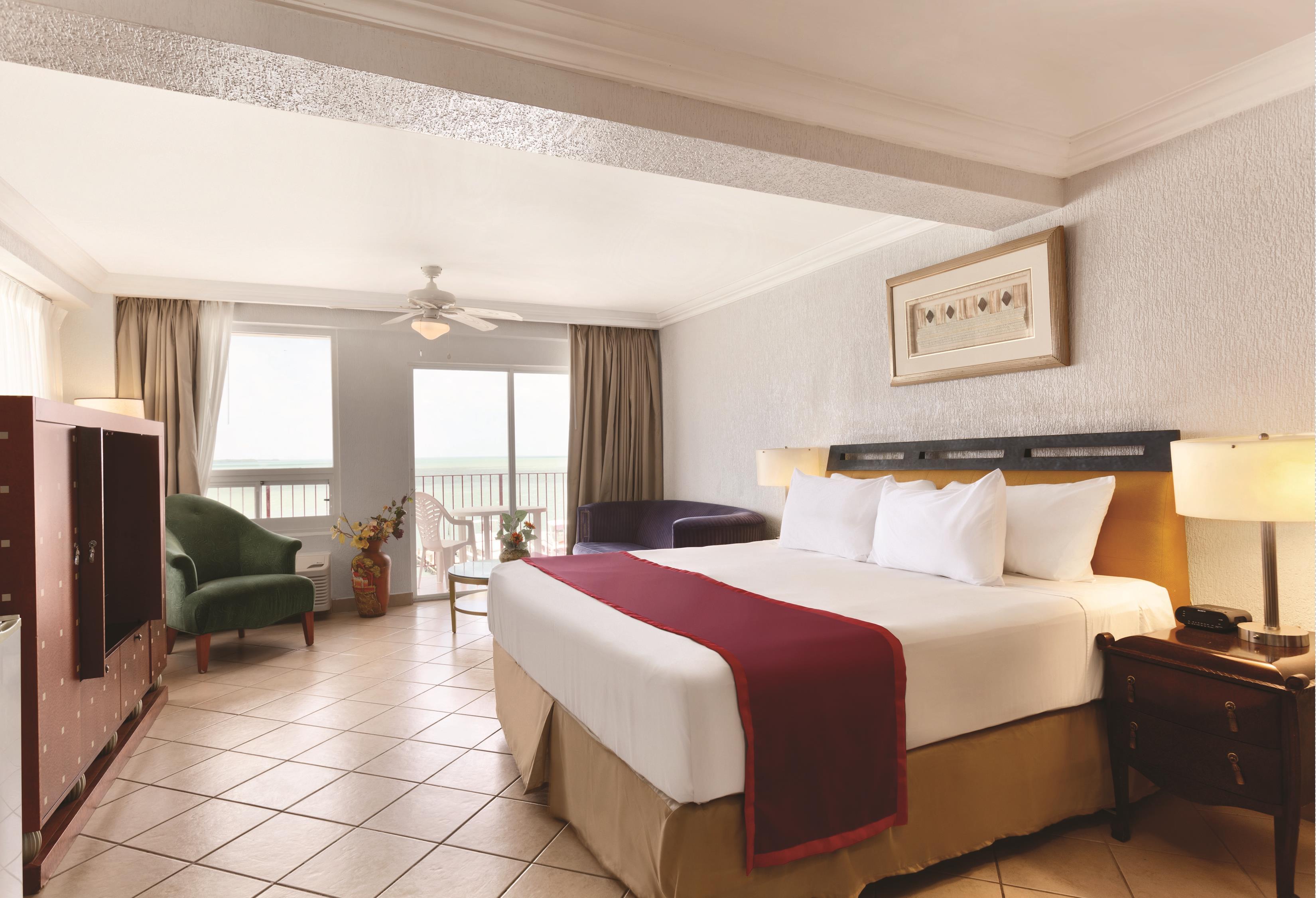 Hotel Ramada By Wyndham Princess Belize Belize City
