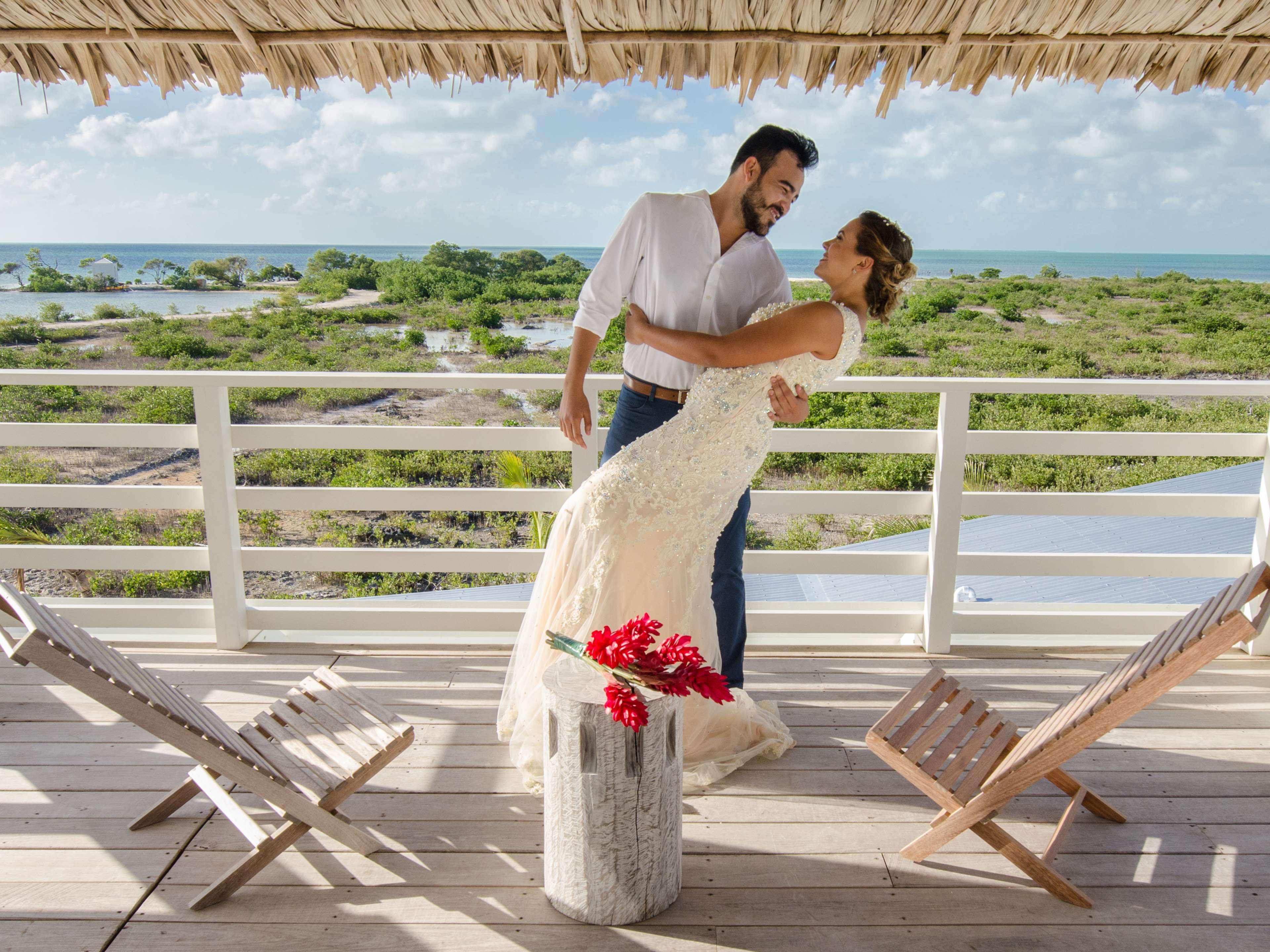 Mahogany Bay And Club, Curio Collection Resort San Pedro (Ambergris Caye)
