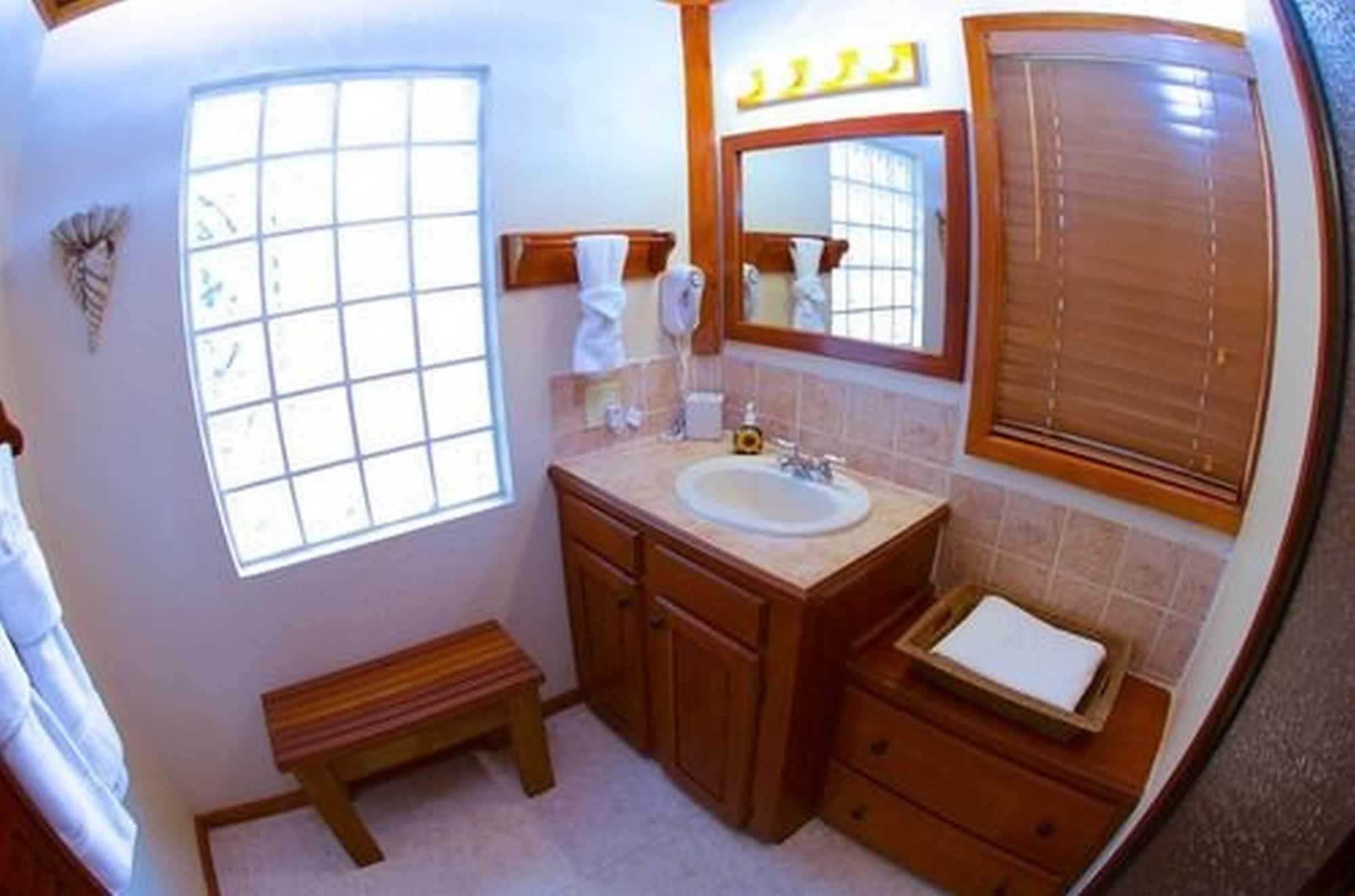 The Palms Oceanfront 3* San Pedro (Ambergris Caye)
