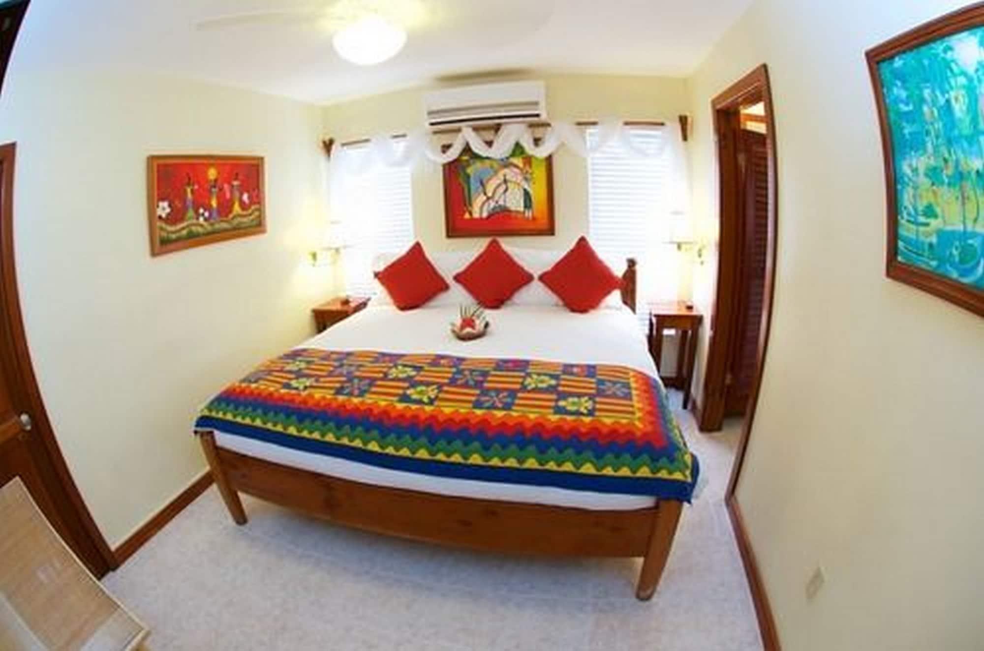 Aparthotel The Palms Oceanfront San Pedro (Ambergris Caye)