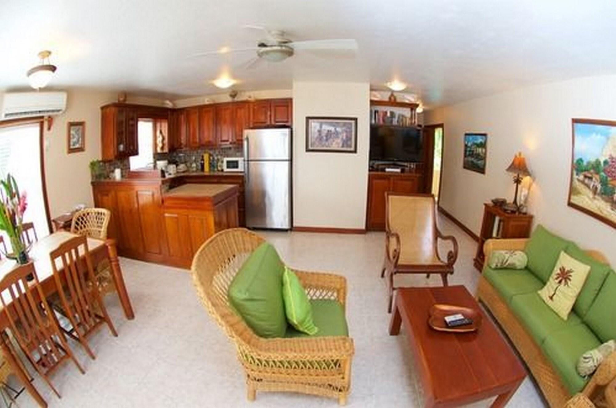 The Palms Oceanfront Aparthotel
