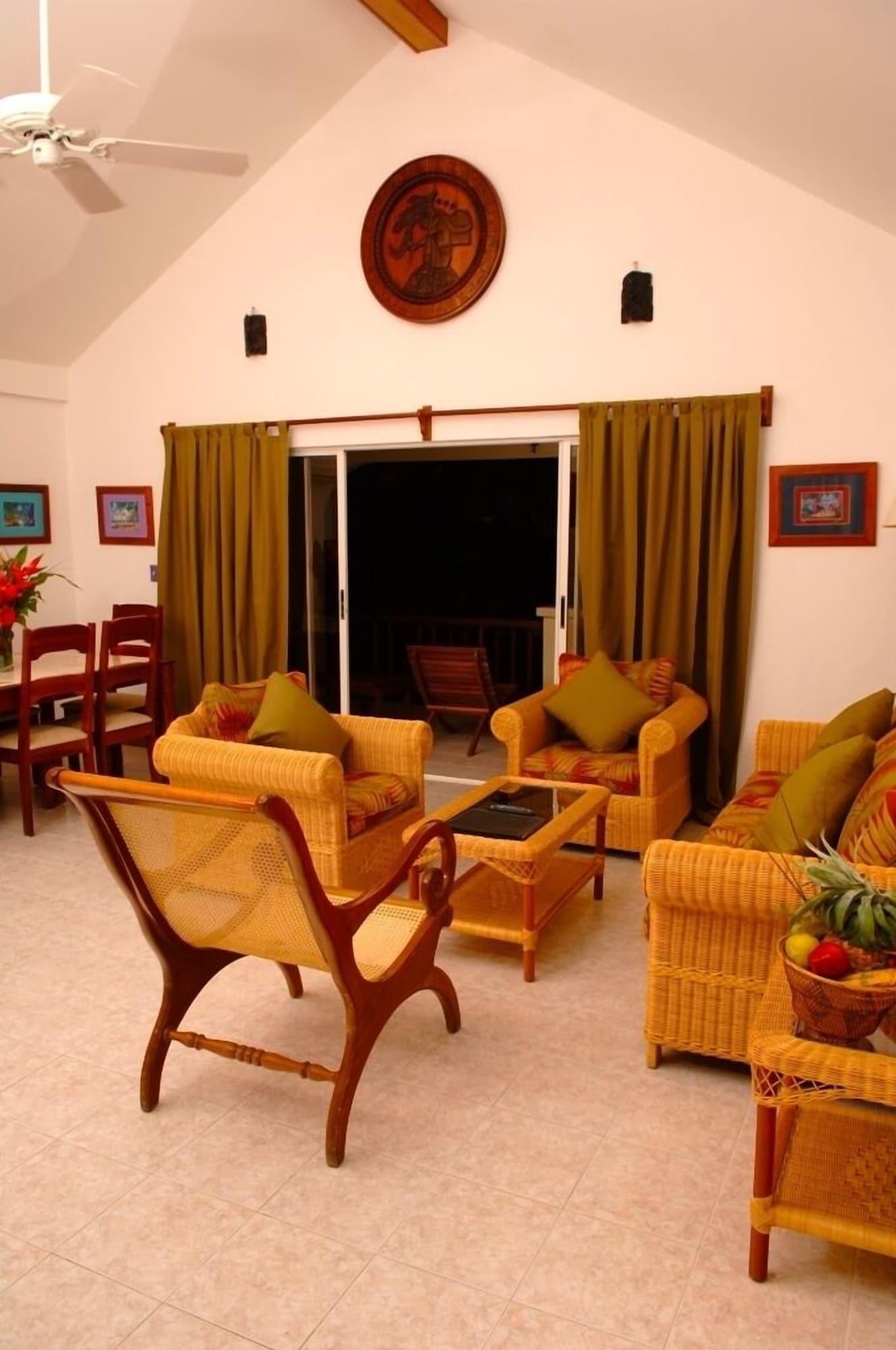 The Palms Oceanfront Aparthotel San Pedro (Ambergris Caye)