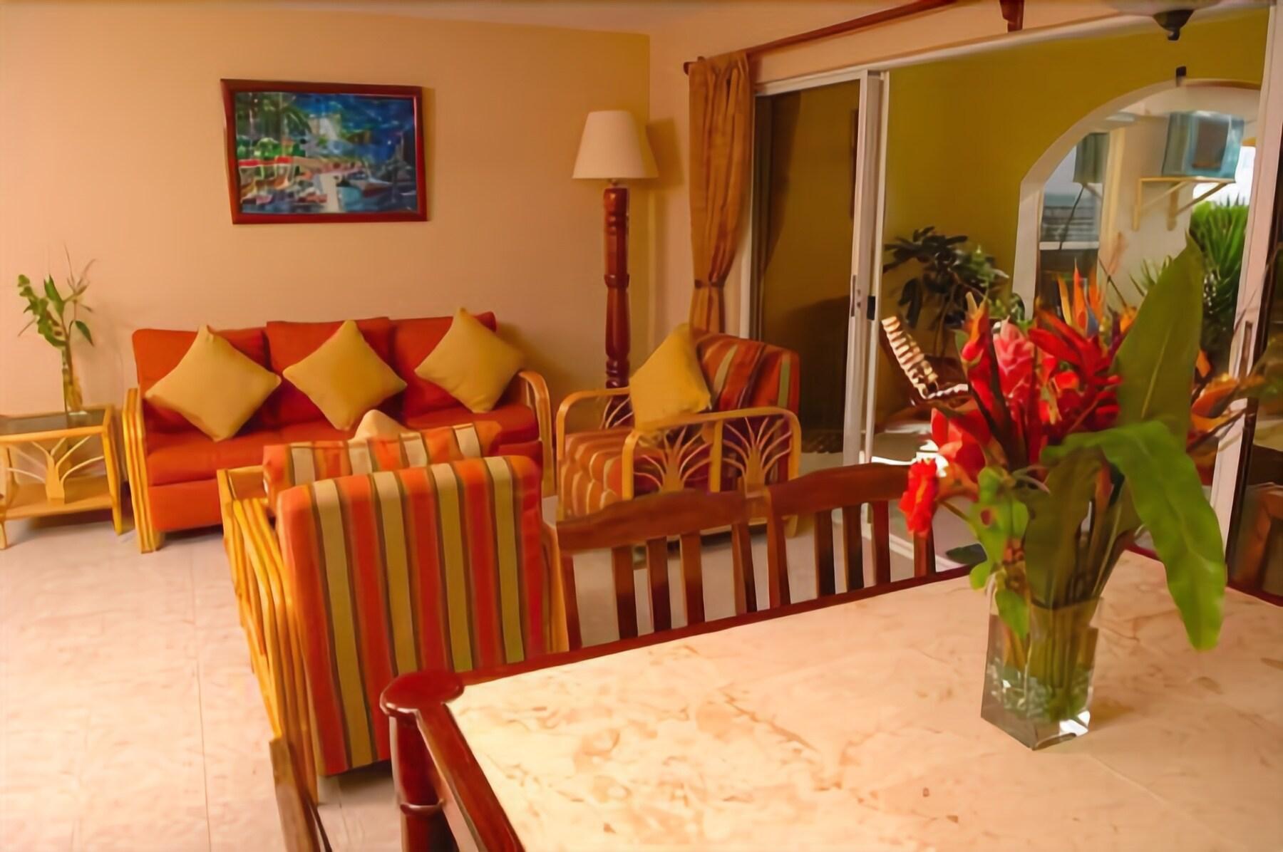 The Palms Oceanfront Aparthotel San Pedro (Ambergris Caye)