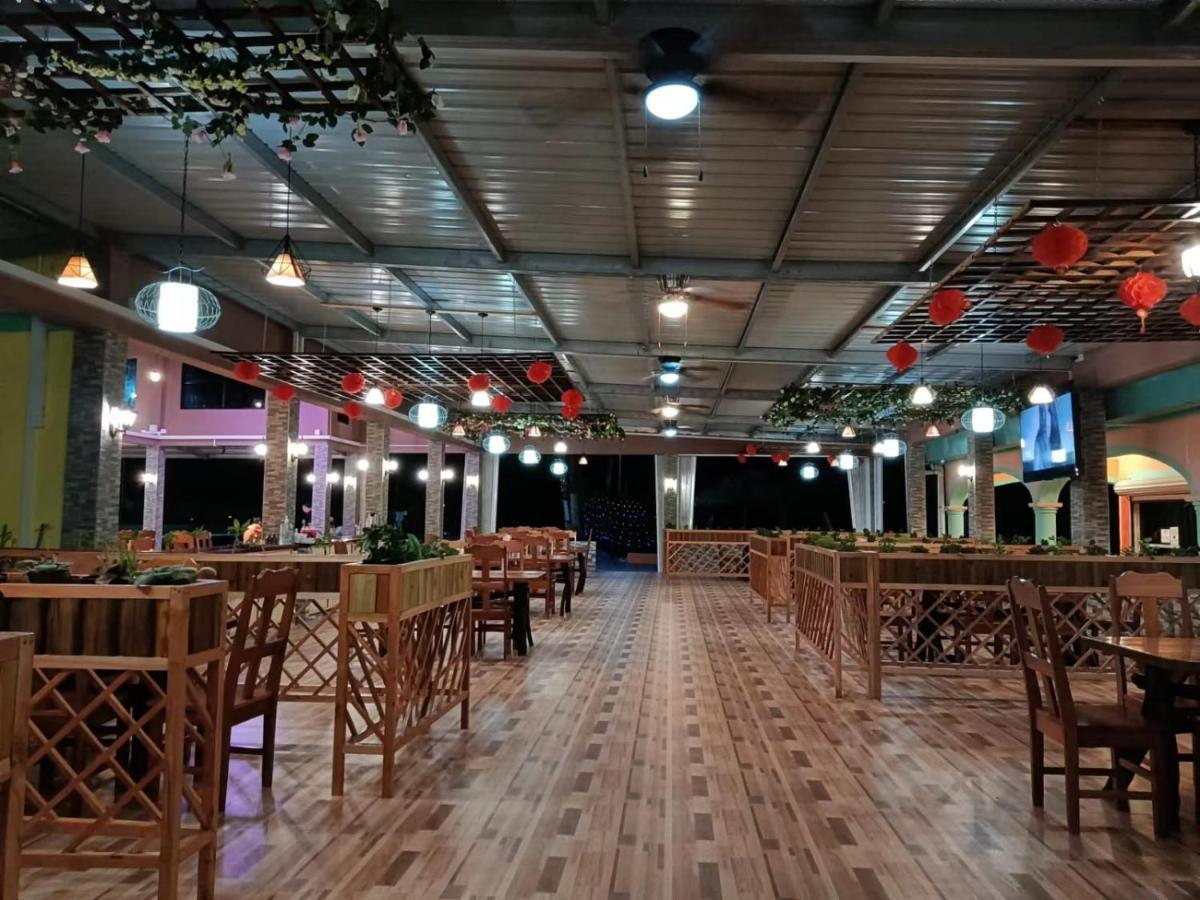 Sunshine View And Restaurant Corozal