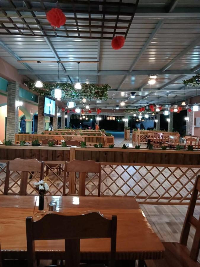 Sunshine View And Restaurant