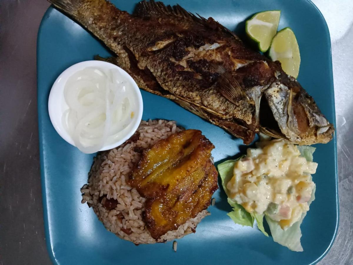 Hotel Sunshine View And Restaurant Corozal