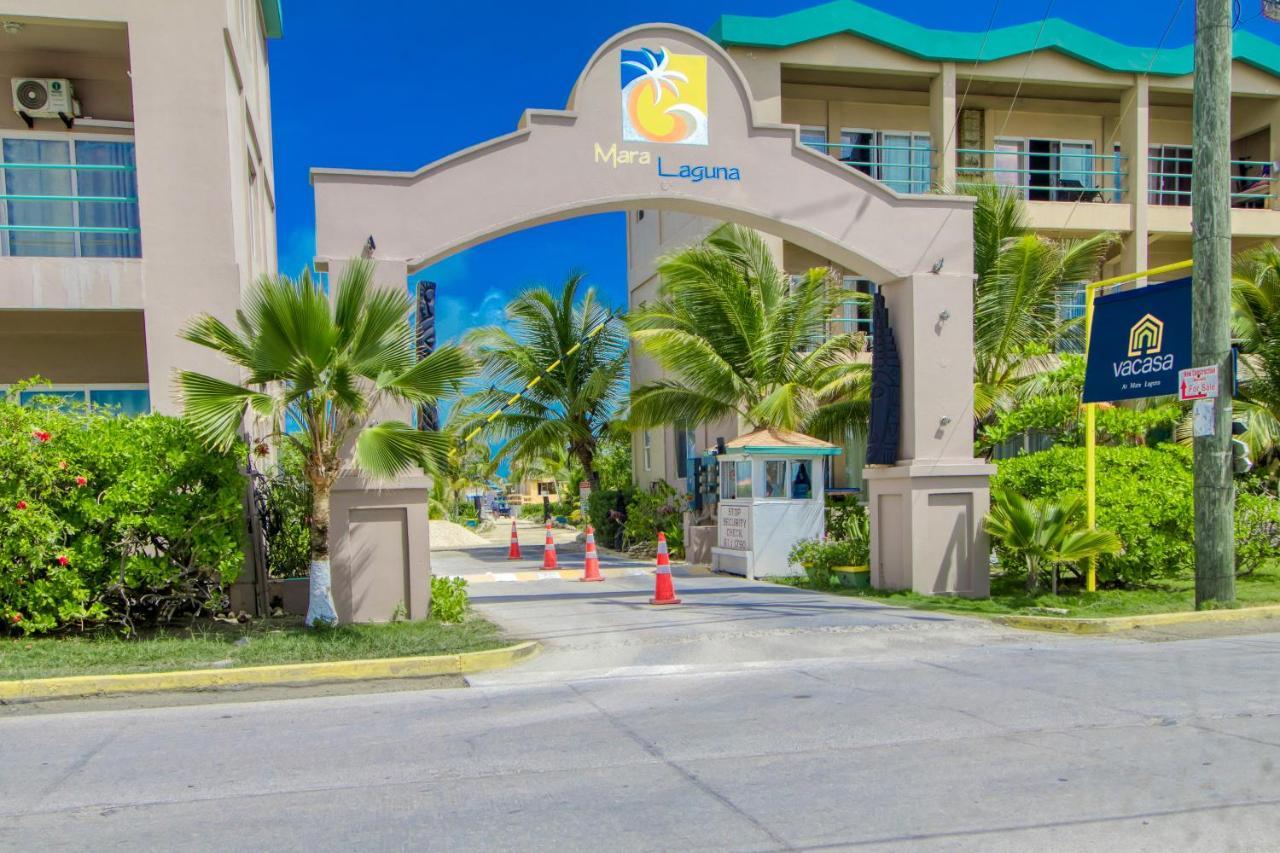 C102 @ Mara Laguna San Pedro (Ambergris Caye)