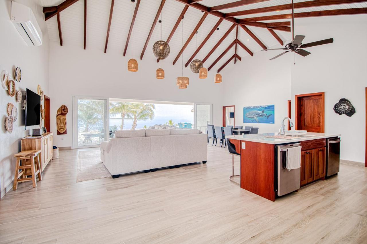 Tres Palmas House Holiday home Maya Beach