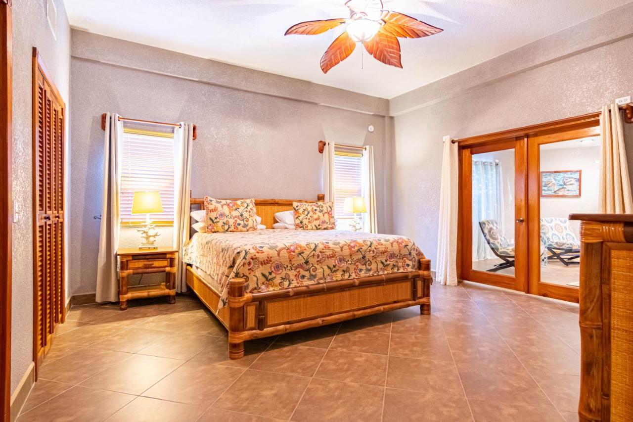 Lighthouse Hotel 3*