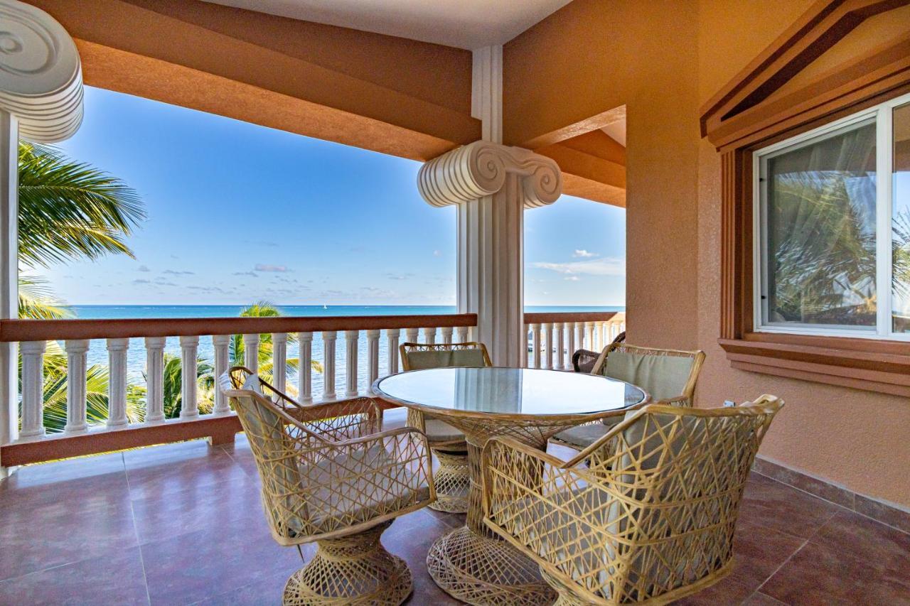 Lighthouse Hotel 3*
