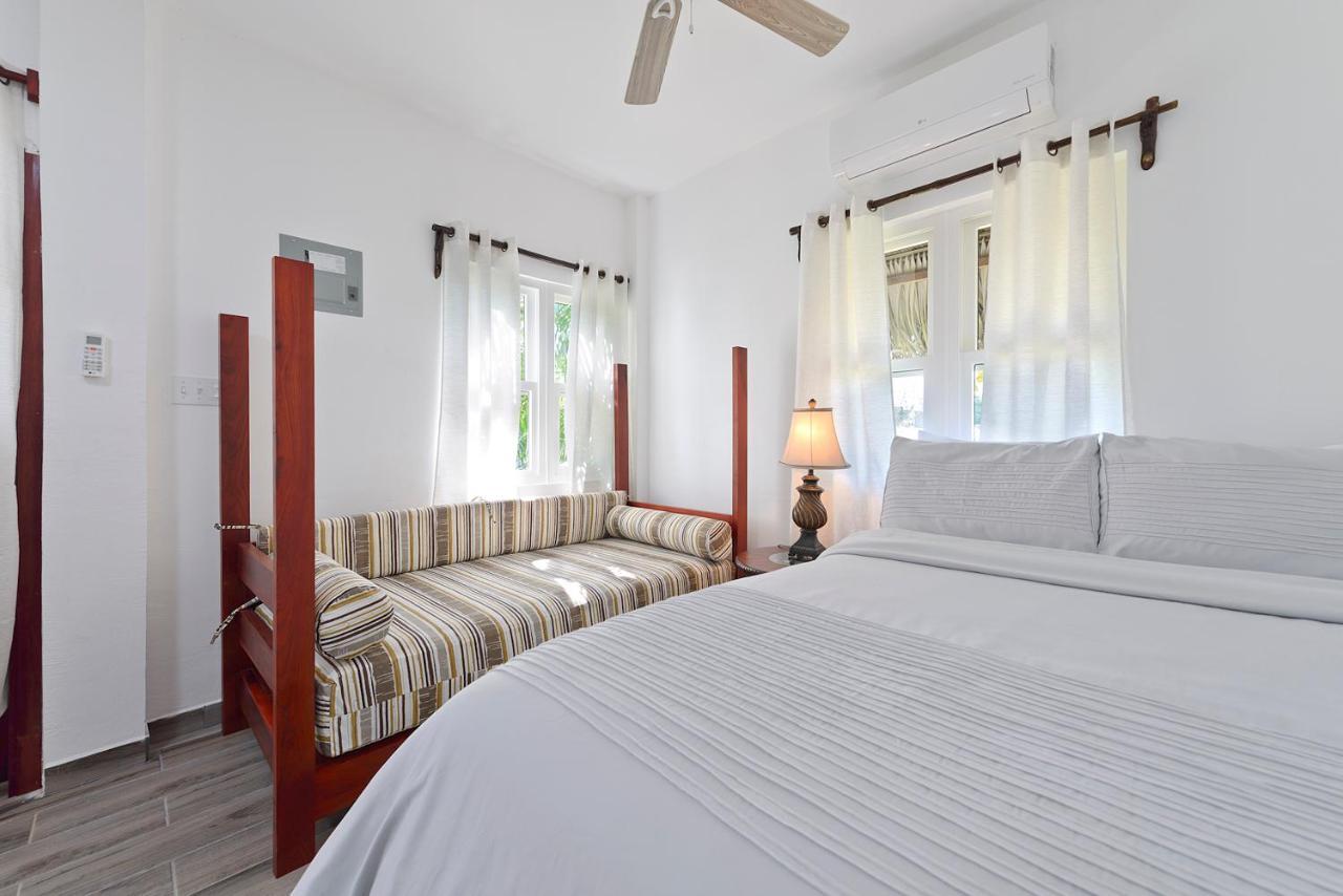 Parrot Cove 4*