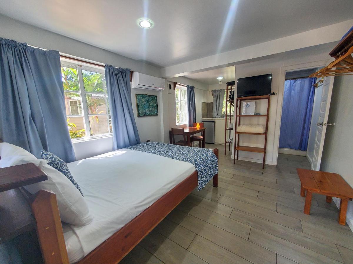 Placencia Villas Hotel 3*