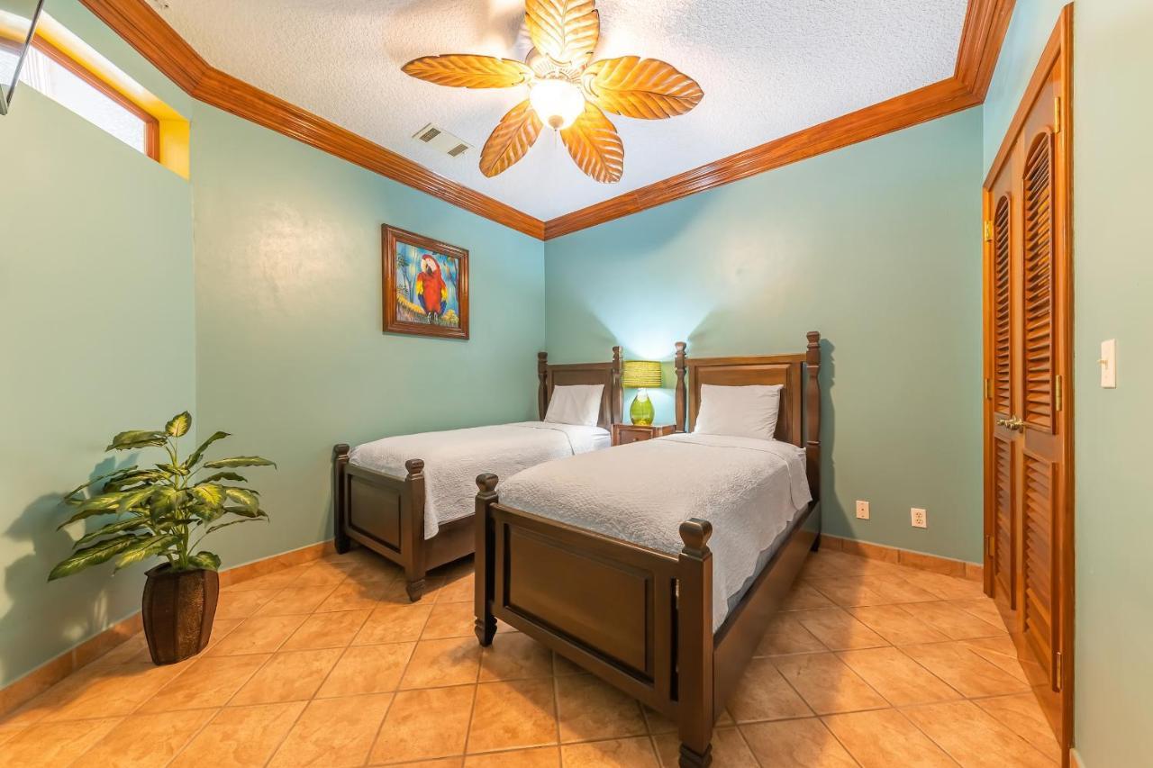 Grand Colony Island 4* San Pedro (Ambergris Caye)
