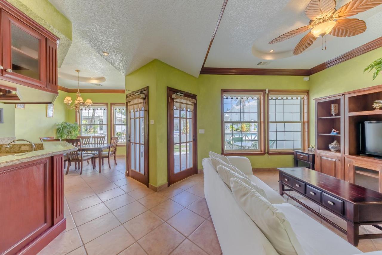 Hotel Grand Colony Island San Pedro (Ambergris Caye)