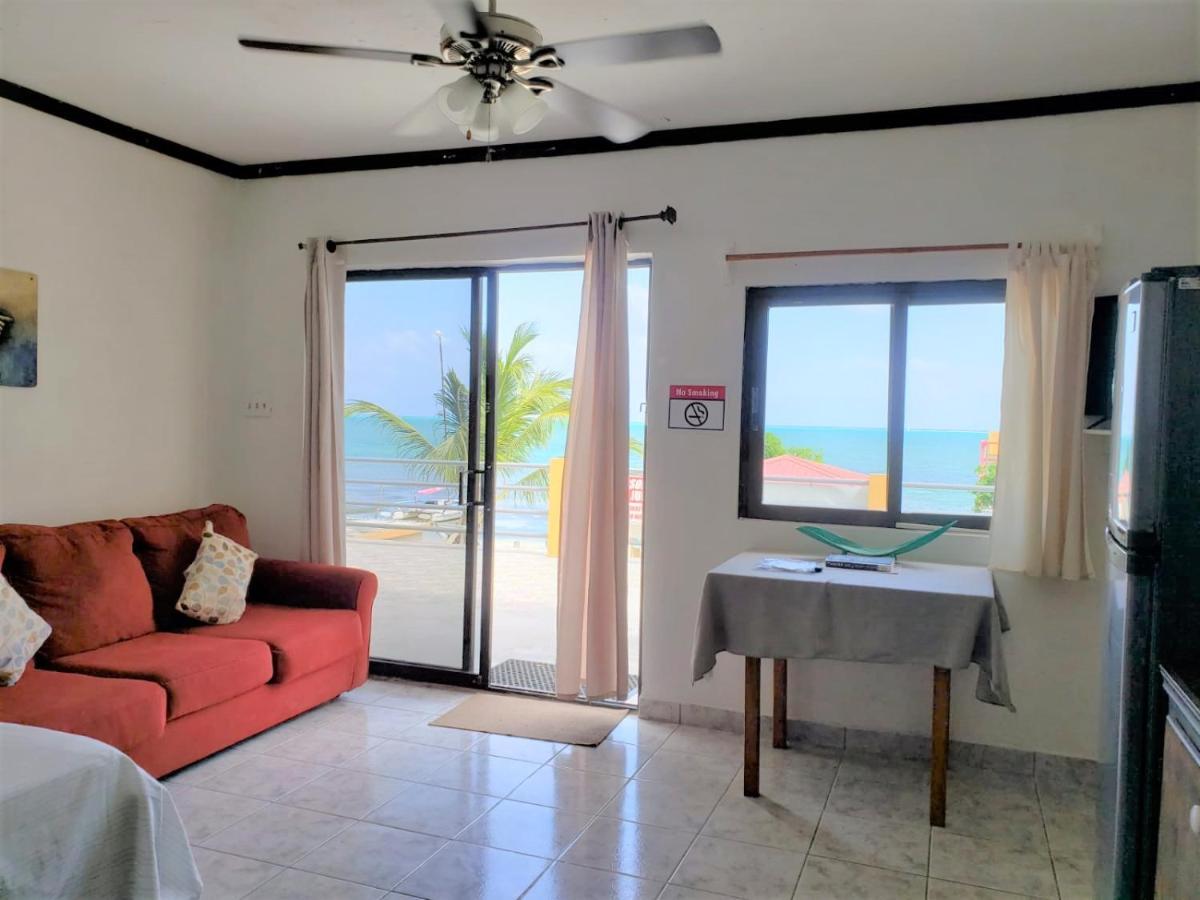 Side By Ccvh Aparthotel Caye Caulker